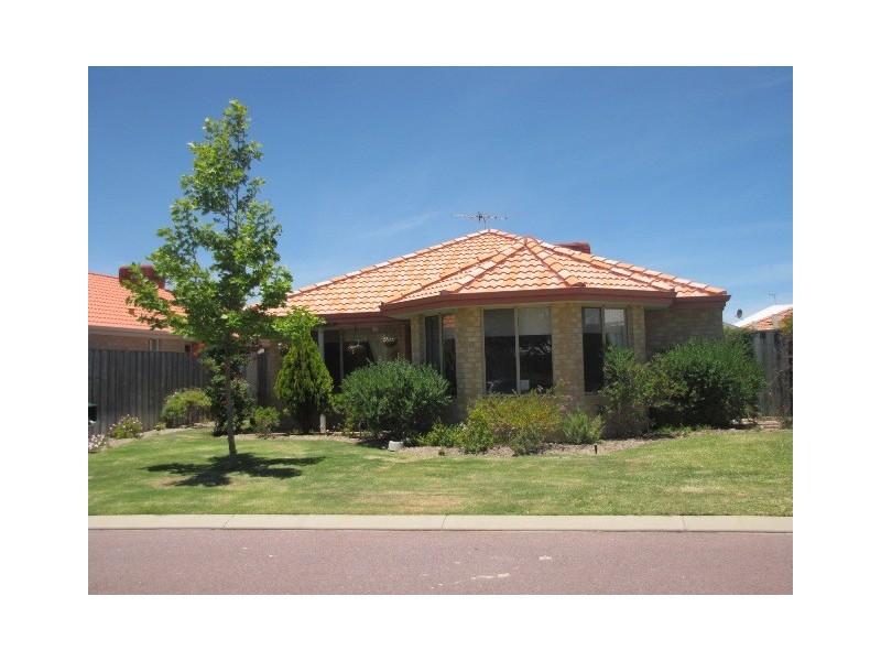 26 Rees Crescent, Rockingham WA 6168