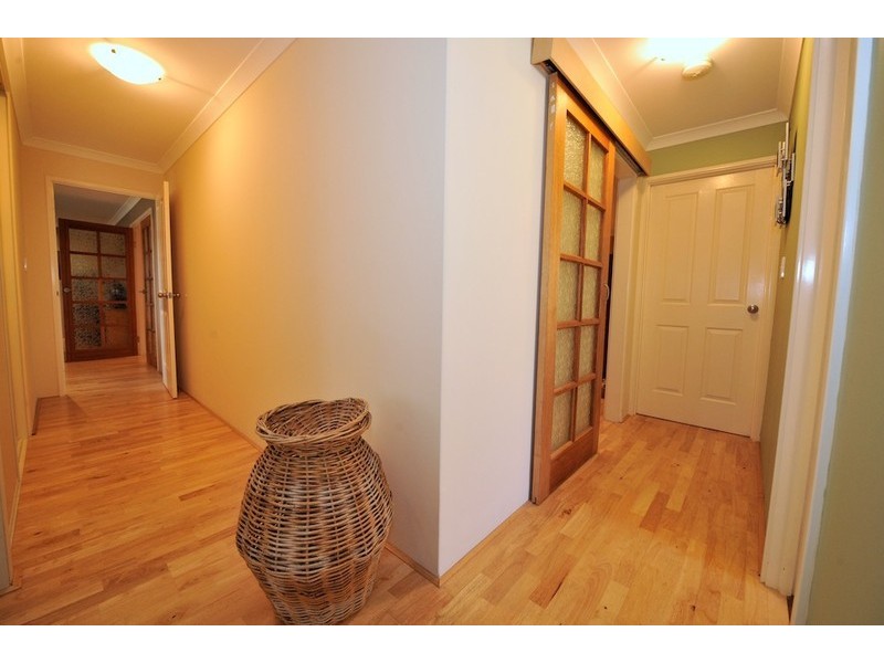 11 Whitemoss Turn, Waikiki WA 6169