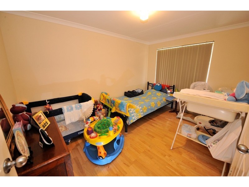 11 Whitemoss Turn, Waikiki WA 6169