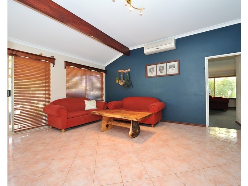 11 Dieppe Lane, Port Kennedy WA 6172