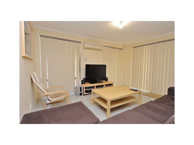 6 Pimento Circle, Port Kennedy WA 6172