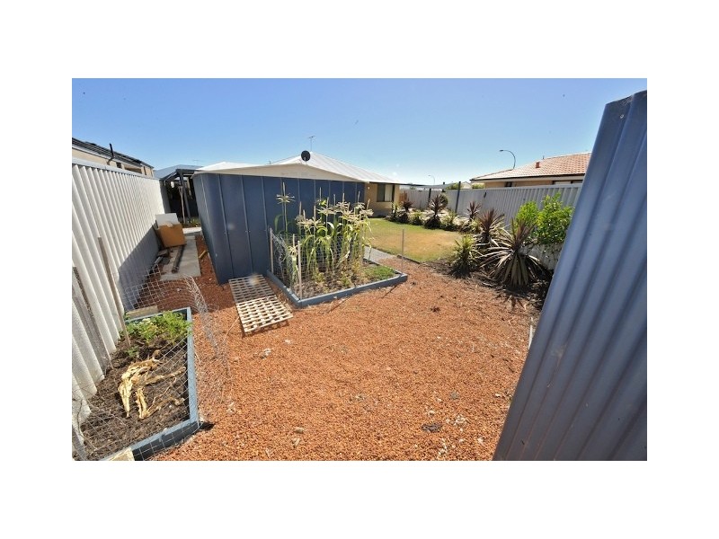 6 Pimento Circle, Port Kennedy WA 6172
