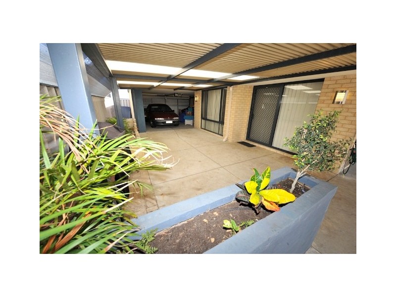 6 Pimento Circle, Port Kennedy WA 6172