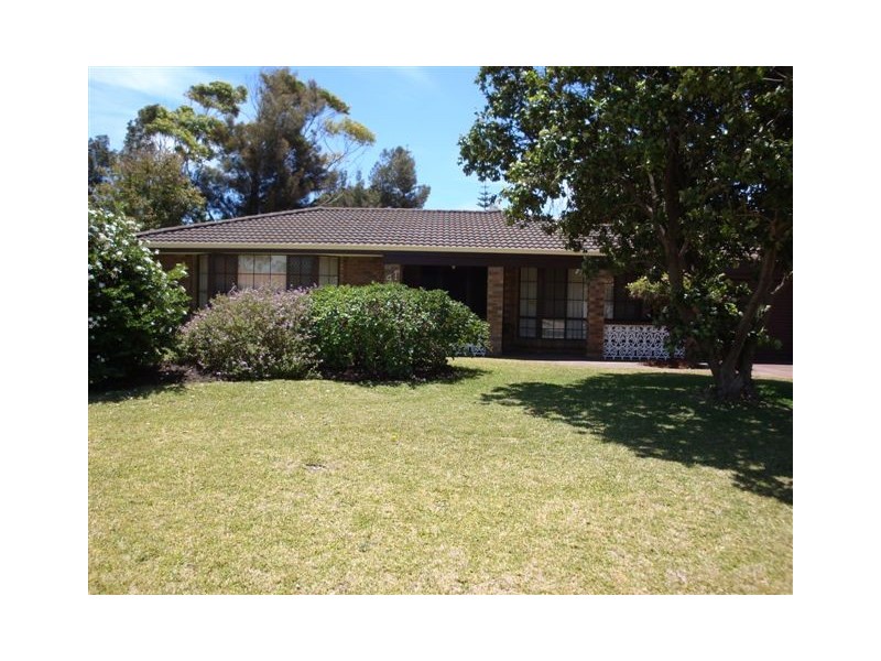 41 Caribbean Drive, Safety Bay WA 6169