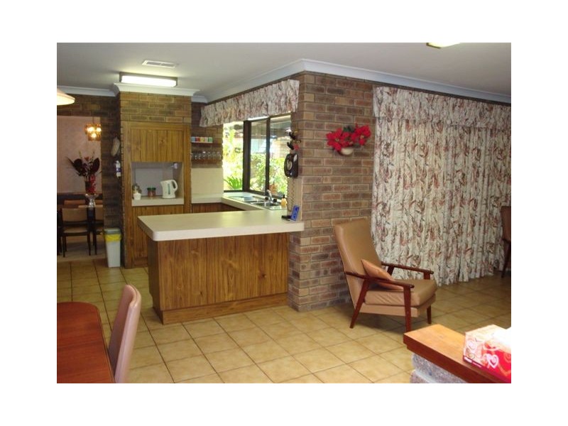 41 Caribbean Drive, Safety Bay WA 6169