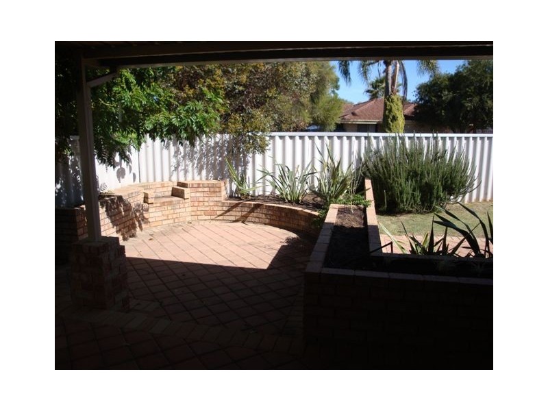 7 Fox Close, Waikiki WA 6169