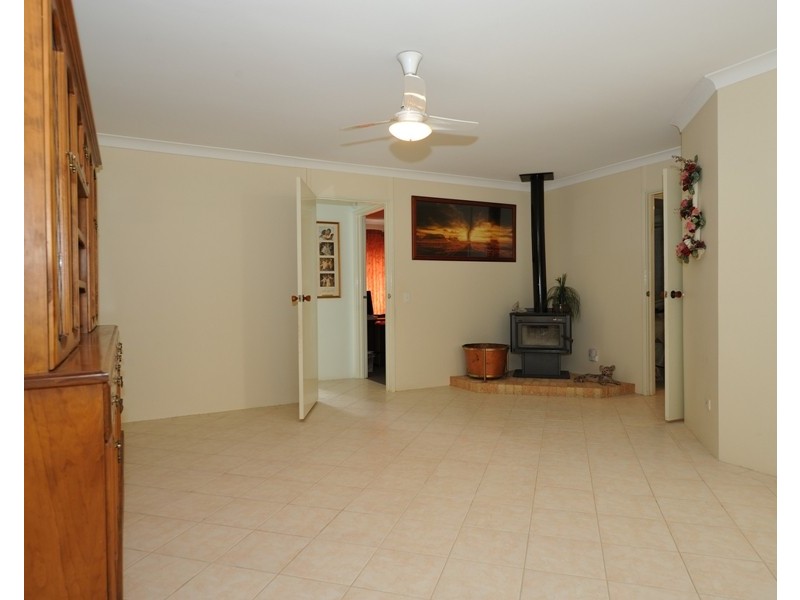 34 Woodbridge Drive, Cooloongup WA 6168