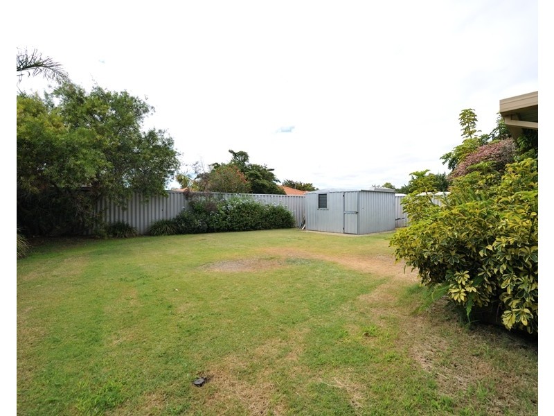 34 Woodbridge Drive, Cooloongup WA 6168