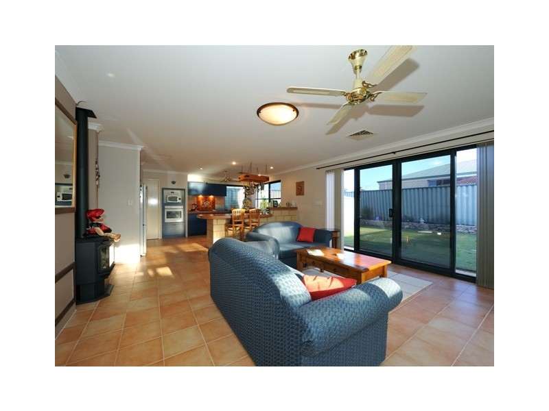 12 Madras Crescent, Port Kennedy WA 6172