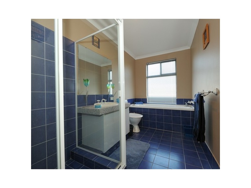 12 Madras Crescent, Port Kennedy WA 6172