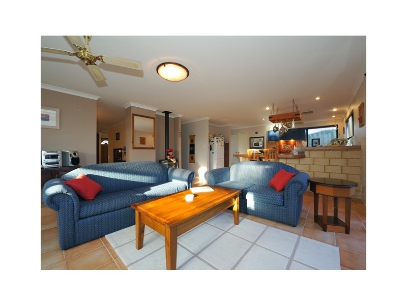 12 Madras Crescent, Port Kennedy WA 6172