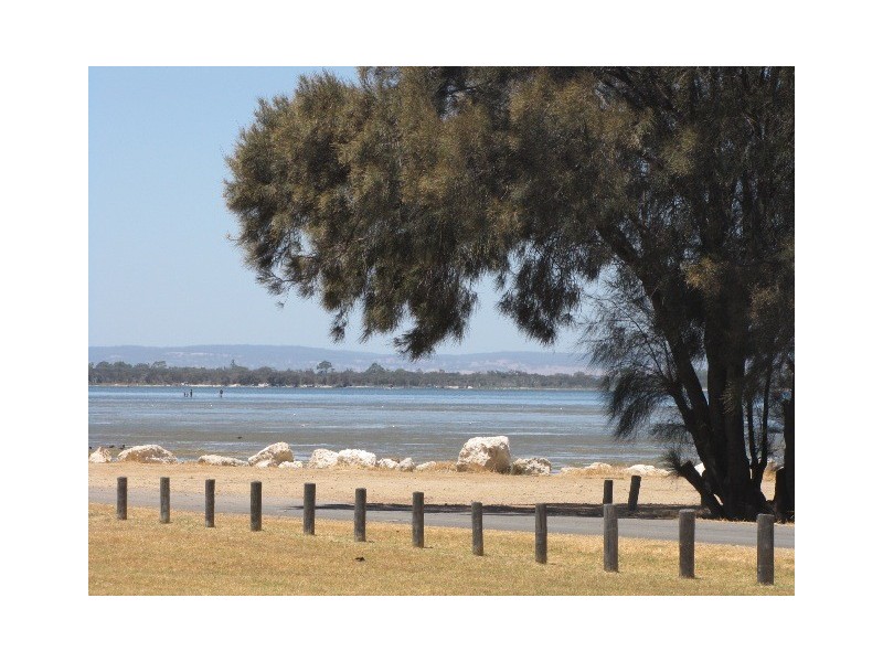 5 Wanjeep Drive, Mandurah WA 6210