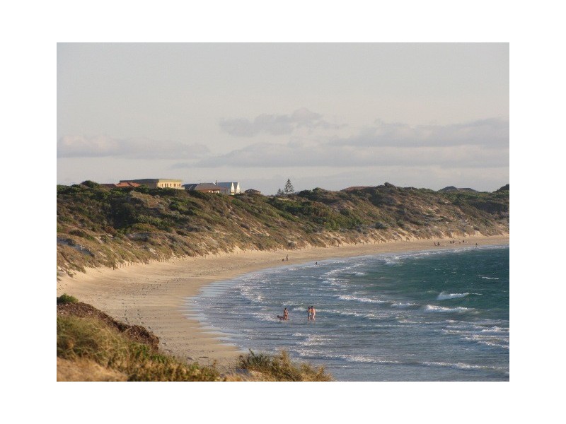 542 Safety Bay Road, Waikiki WA 6169