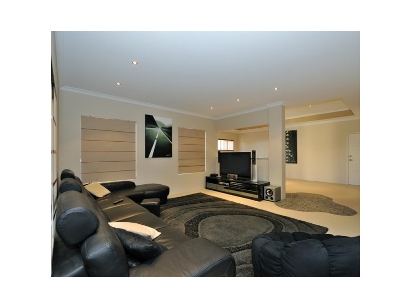 1 Echidna Court, Baldivis WA 6171