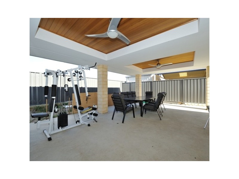 1 Echidna Court, Baldivis WA 6171
