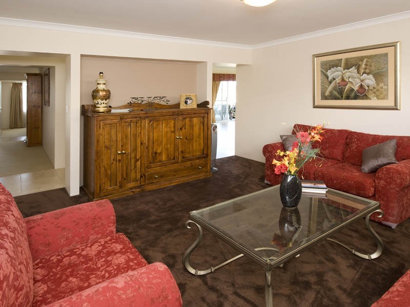 31 Almond Ave, Shoalwater WA 6169