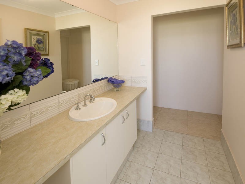31 Almond Ave, Shoalwater WA 6169