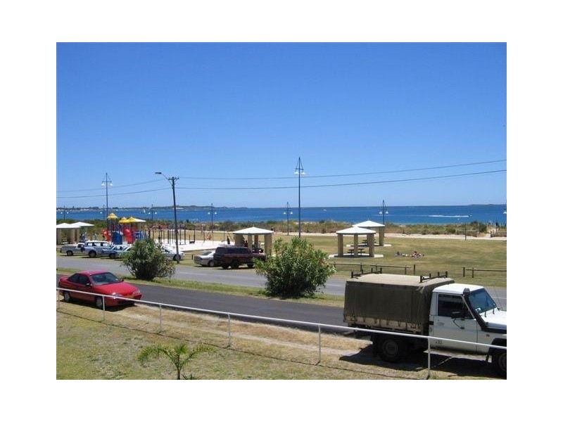 27/76 Kent Street, Rockingham WA 6168