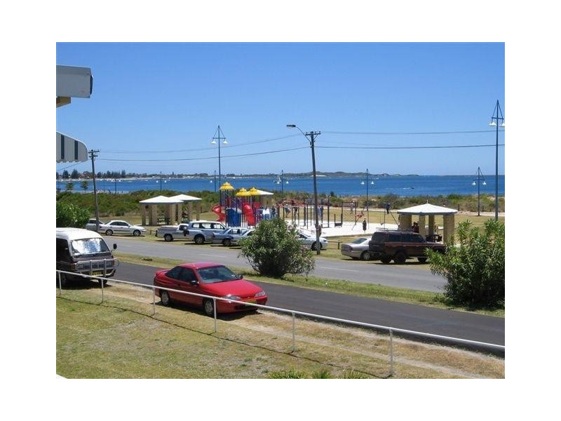 27/76 Kent Street, Rockingham WA 6168