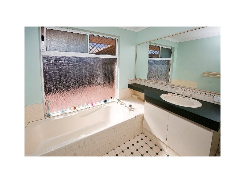 3 Bianco Place, Secret Harbour WA 6173