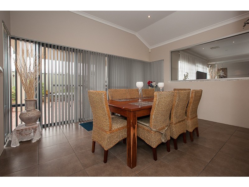 4 Atara Approach, Rockingham WA 6168