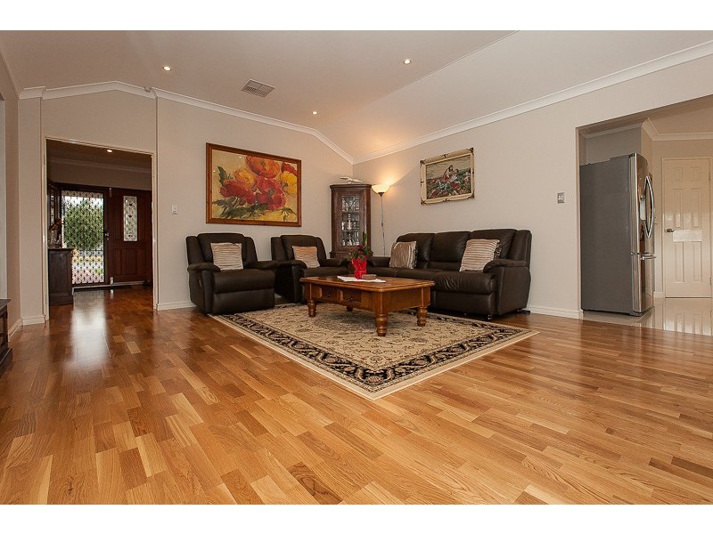 4 Atara Approach, Rockingham WA 6168