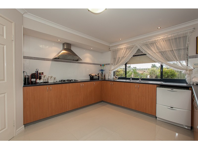 4 Atara Approach, Rockingham WA 6168