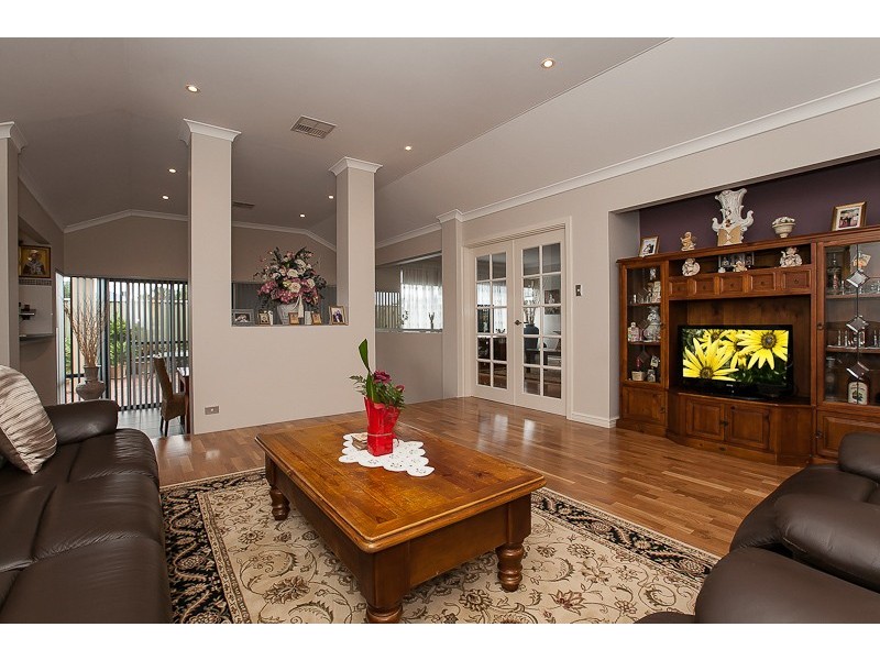 4 Atara Approach, Rockingham WA 6168