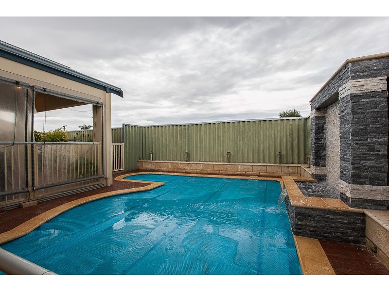 4 Atara Approach, Rockingham WA 6168
