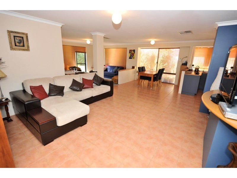 4 Goodchild Way, Baldivis WA 6171