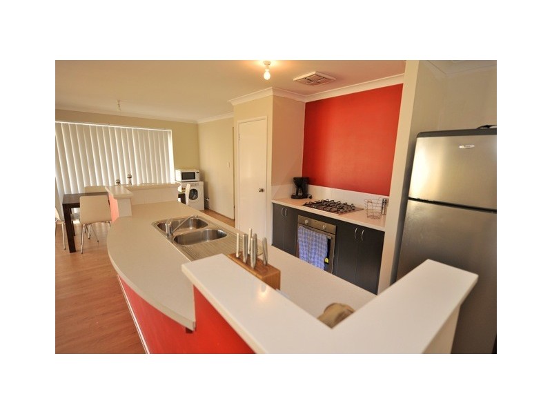 18 Battrass Loop, Baldivis WA 6171