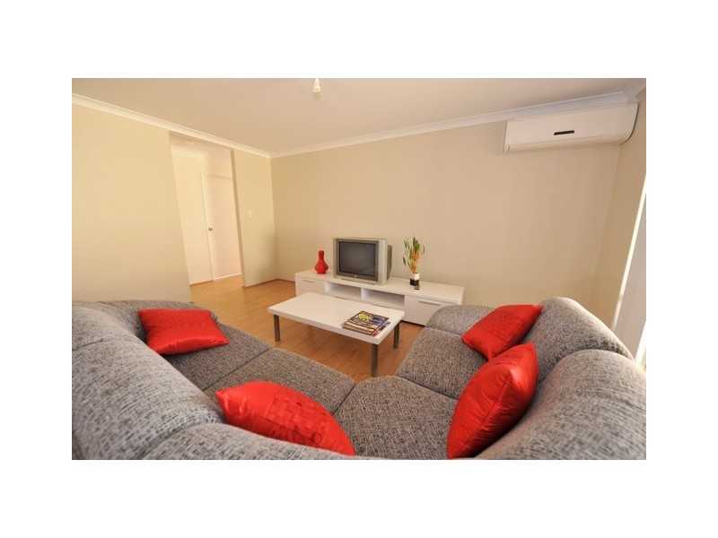 18 Battrass Loop, Baldivis WA 6171