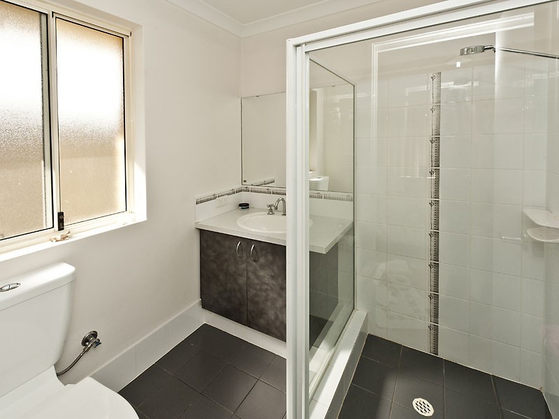 17 Cliveden Way, Wellard WA 6170