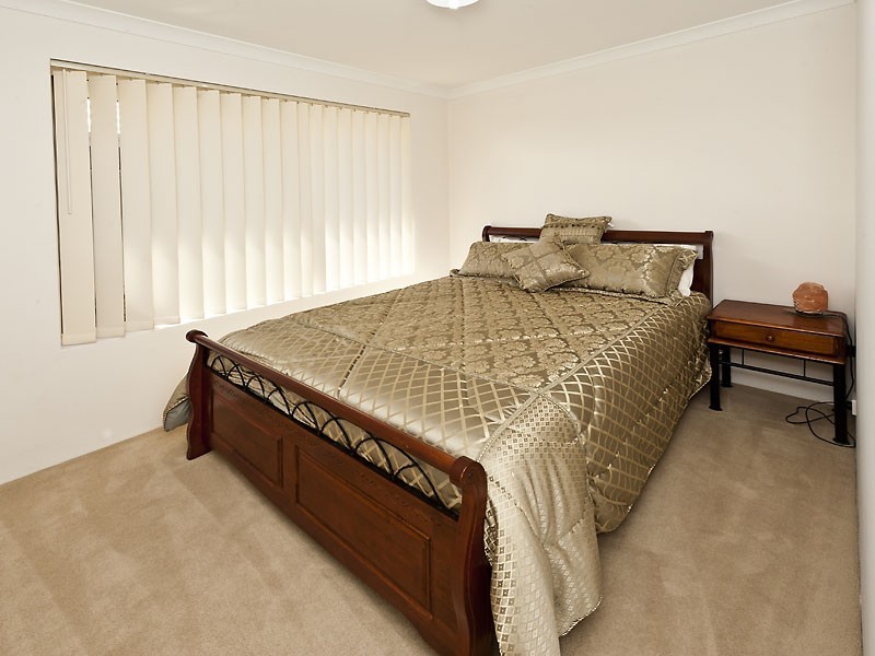 17 Cliveden Way, Wellard WA 6170