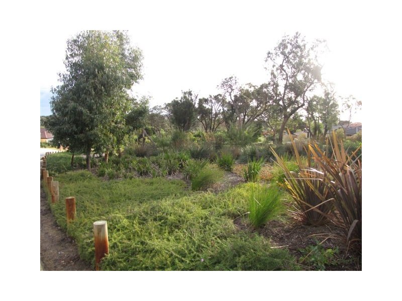 16 Oakham Way, Orelia WA 6167