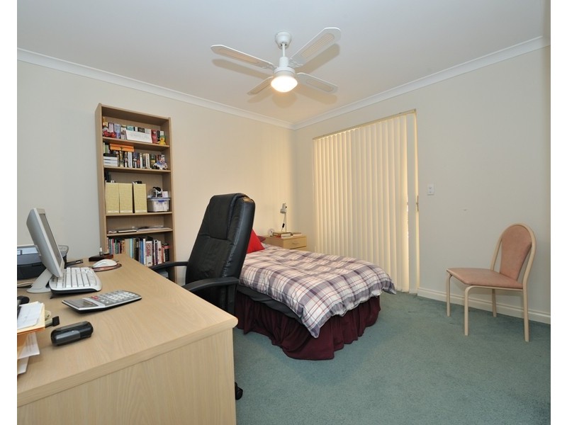 14 Bayeux Ave, Port Kennedy WA 6172
