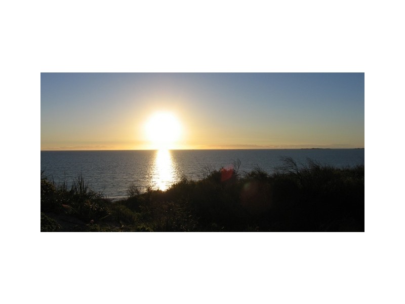 30 Bayeux Ave, Port Kennedy WA 6172