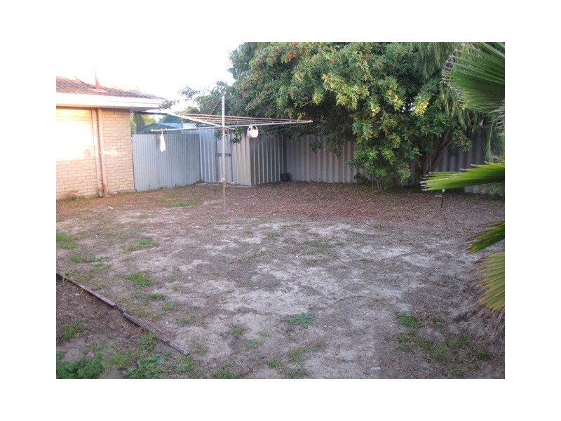 21a Ray St, Rockingham WA 6168