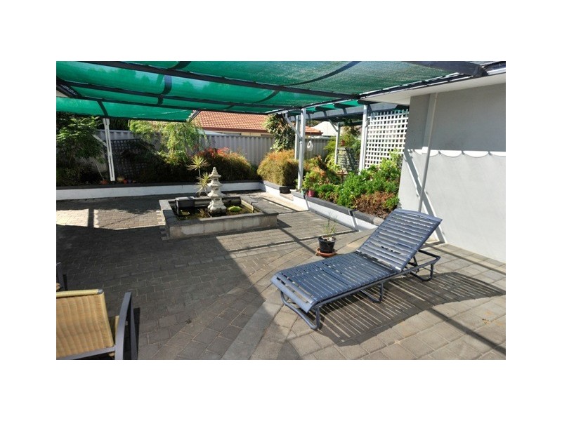 5 Anzac Place, Rockingham WA 6168
