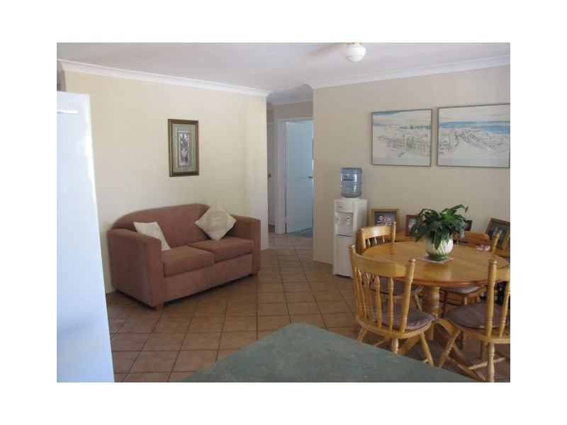 9 Stainer Ave, Rockingham WA 6168