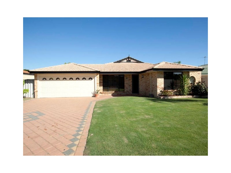 37 Silvertop Circle, Warnbro WA 6169