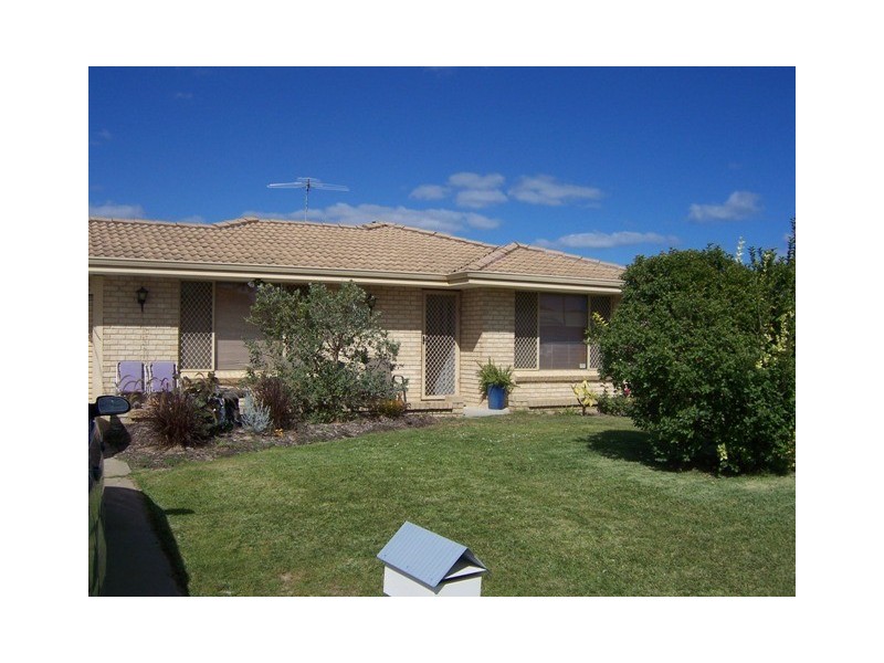 32 Noreena Avenue, Golden Bay WA 6174