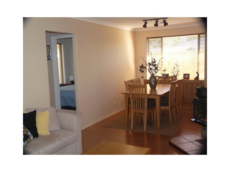 32 Noreena Avenue, Golden Bay WA 6174