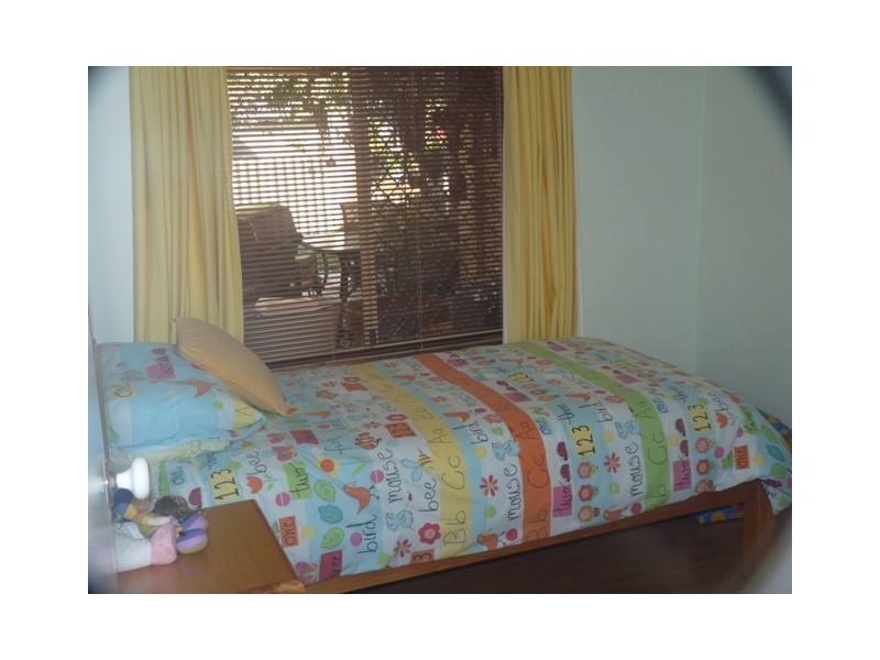 32 Noreena Avenue, Golden Bay WA 6174