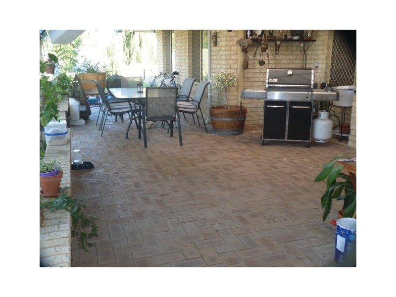 32 Noreena Avenue, Golden Bay WA 6174