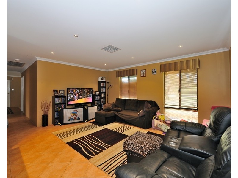 36 Bate Road, Serpentine WA 6125