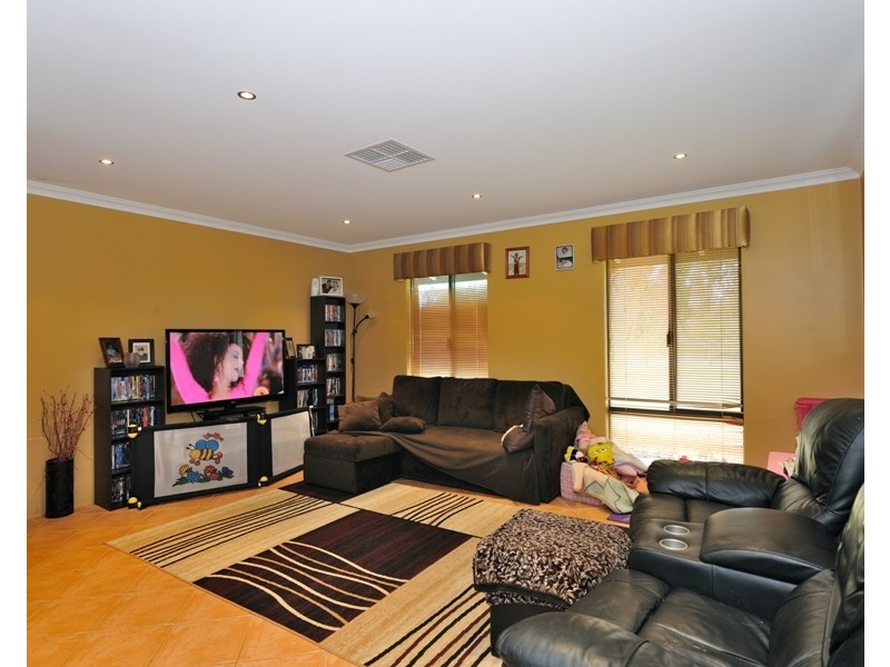 36 Bate Road, Serpentine WA 6125