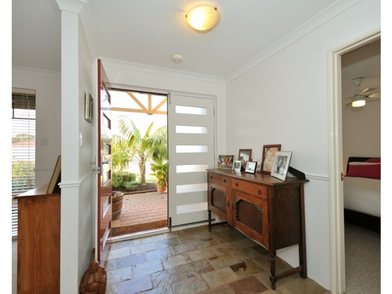 28 Cuthbertson Drive, Cooloongup WA 6168