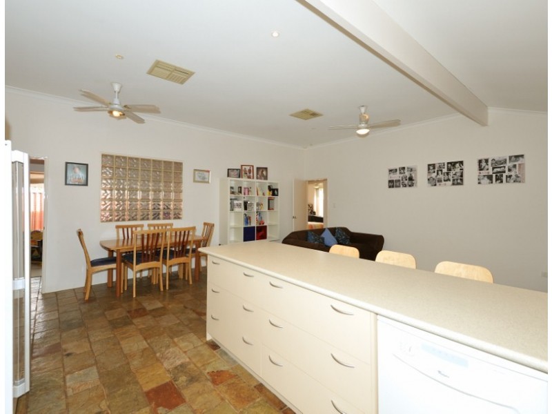 28 Cuthbertson Drive, Cooloongup WA 6168