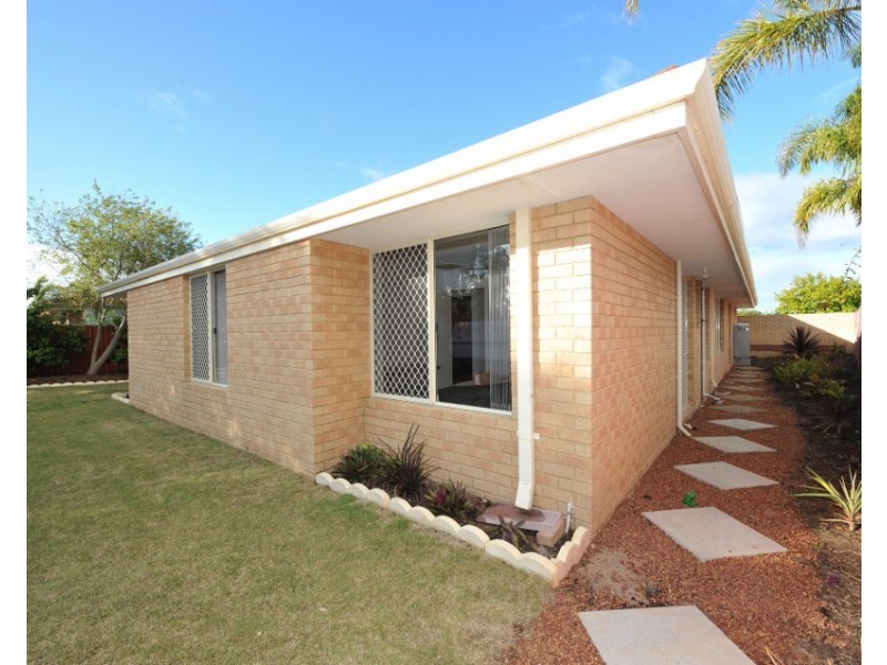 28 Cuthbertson Drive, Cooloongup WA 6168